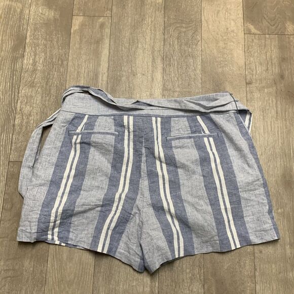 Womens Express Linen Blend Belted High Rise Shortie Shorts - Picture 2 of 8